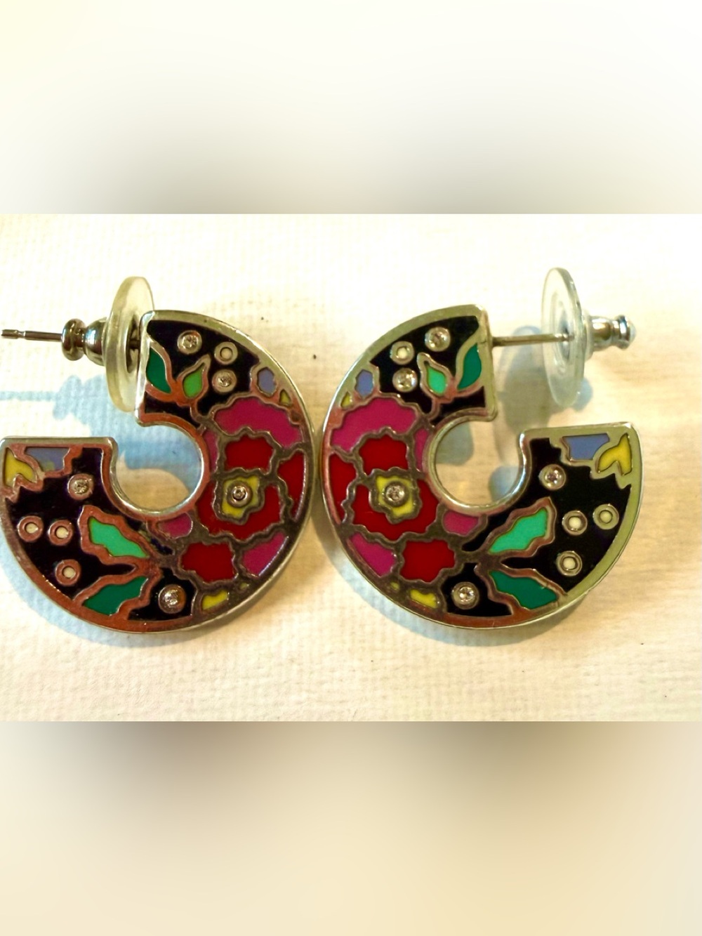 BRIGHTON MEADOW ART WIDE FLOWER ENAMEL RETIRED Midnight Floral Earrings Hoops